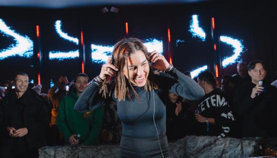 DJ ANNA TUR